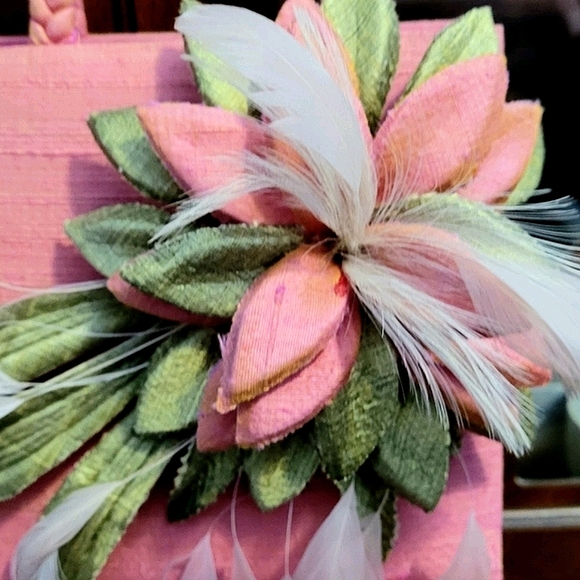 🔴 Mother Plucker Handbag - Picture 9 of 17